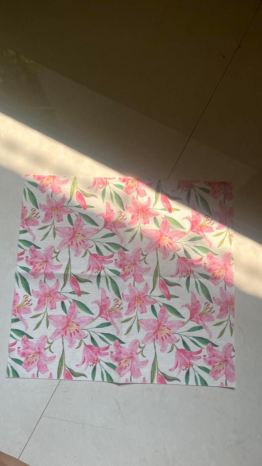 Airlaid 12×12" Pink Lily, view 8